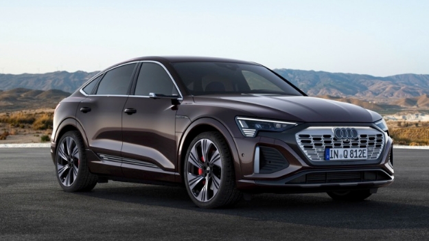 Slika Audi Q8 sportback e-tron